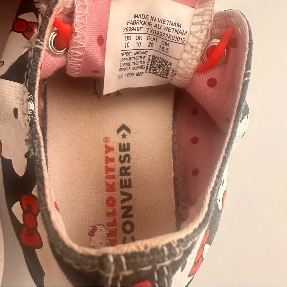 Rare Converse Hello Kitty Chuck Taylor Toddler Black Low Top Sneakers Size 10